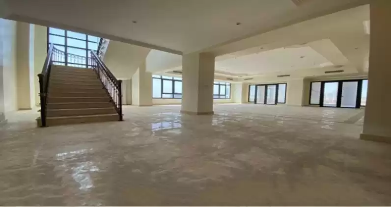 سكني عقار جاهز 4 غرف  غير مفروش بنتهاوس  للإيجار في السد , الدوحة #12166 - 1  صورة 